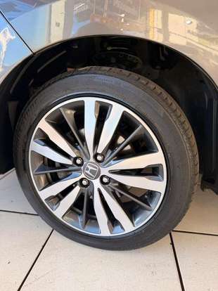 HONDA-FIT-2016