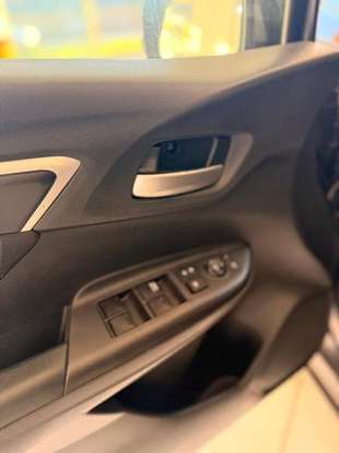 HONDA-FIT-2016