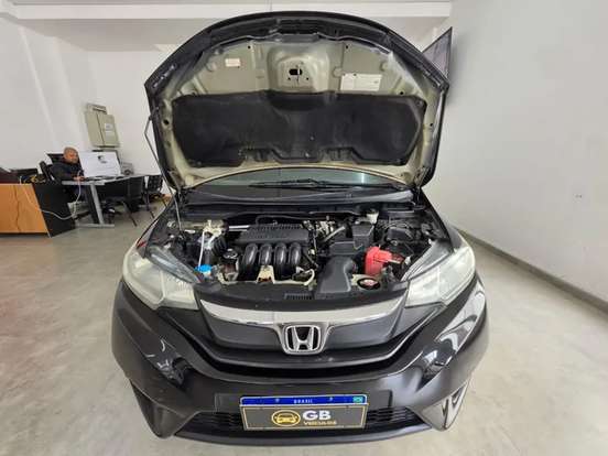 HONDA-FIT-2015