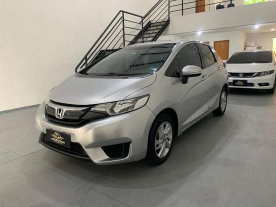 HONDA-FIT-2015