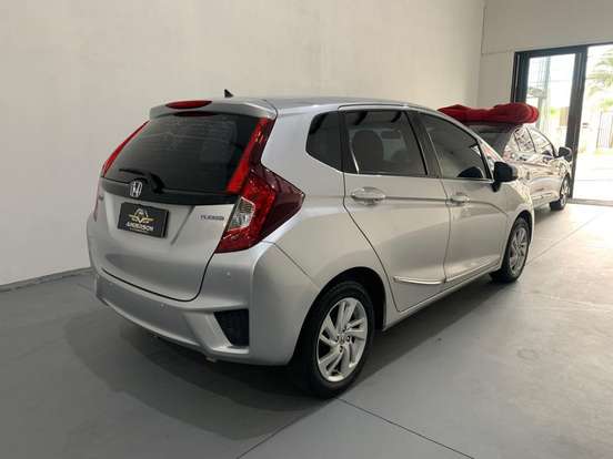 HONDA-FIT-2015
