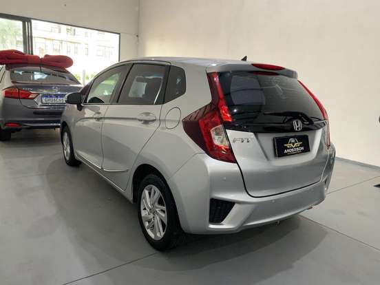 HONDA-FIT-1.5 LX 16V FLEX 4P MANUAL HONDA-FIT-2015