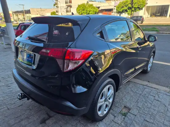 HONDA-HR-V-1.8 16V FLEX LX 4P AUTOMÁTICO HONDA-HR-V-2016