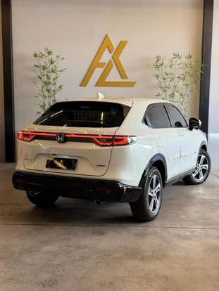 HONDA-HR-V-2023
