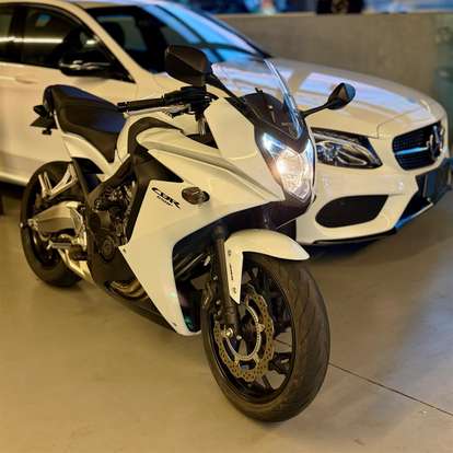 HONDA-CBR 650F-2014