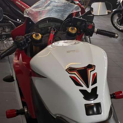 HONDA-CBR 600F-2012