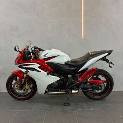 HONDA-CBR 600F-2012