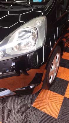 HONDA-FIT-2010