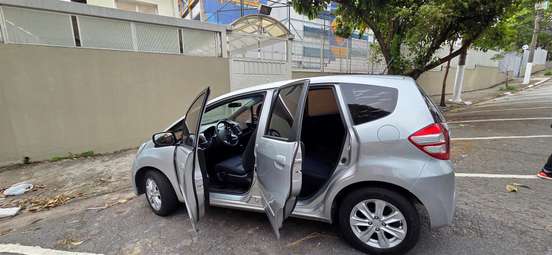 HONDA-FIT-2013