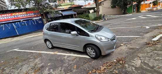 HONDA-FIT-2013
