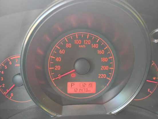 HONDA-FIT-2014