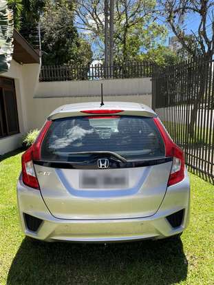 HONDA-FIT-2016