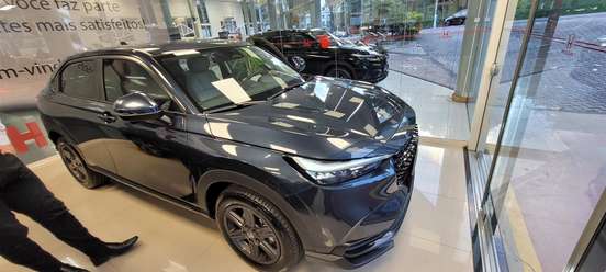 HONDA-HR-V-2023