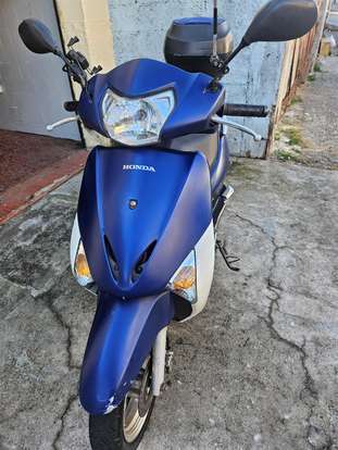 HONDA-LEAD 110-2015