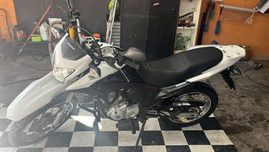 HONDA-NXR 160 BROS ESD-2015