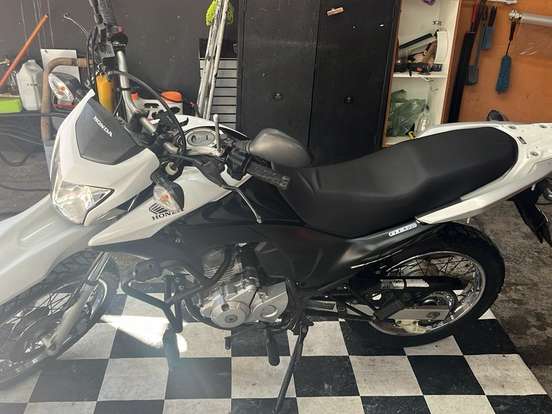 HONDA-NXR 160 BROS ESD HONDA-NXR 160 BROS ESD-2015