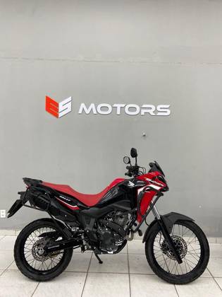 HONDA XRE 300 SAHARA RALLY 