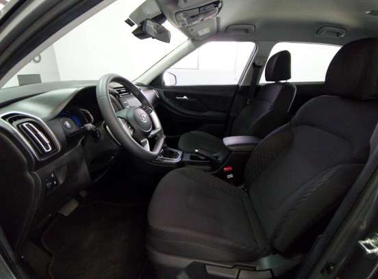 HYUNDAI-CRETA-2024