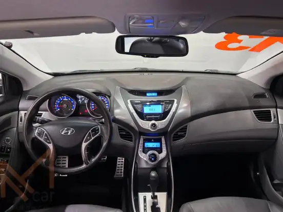 HYUNDAI-ELANTRA-2012