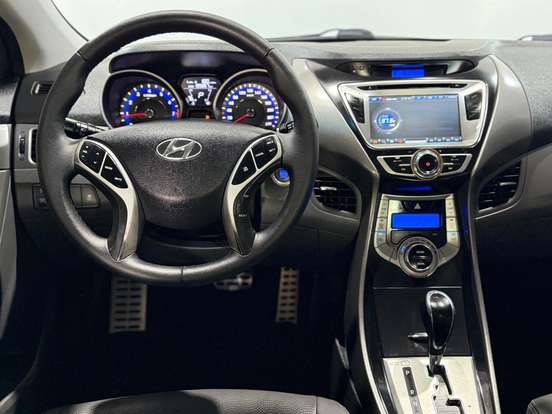 HYUNDAI-ELANTRA-2011