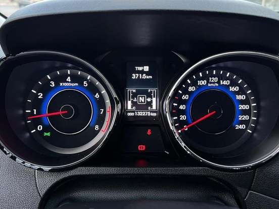 HYUNDAI-ELANTRA-2.0 GLS 16V FLEX 4P AUTOMÁTICO HYUNDAI-ELANTRA-2014