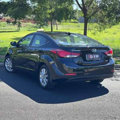 HYUNDAI-ELANTRA-2013