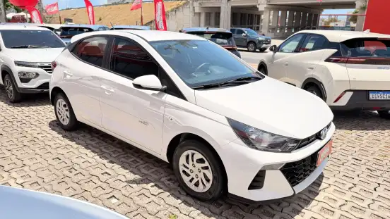 HYUNDAI-HB20-2022