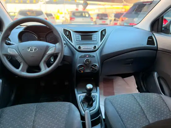 HYUNDAI-HB20-2018