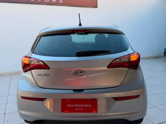 HYUNDAI-HB20-1.0 COMFORT 12V FLEX 4P MANUAL HYUNDAI-HB20-2018