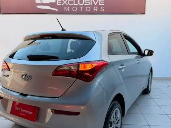HYUNDAI-HB20-1.0 COMFORT 12V FLEX 4P MANUAL HYUNDAI-HB20-2018
