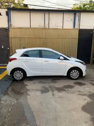 HYUNDAI-HB20-2019