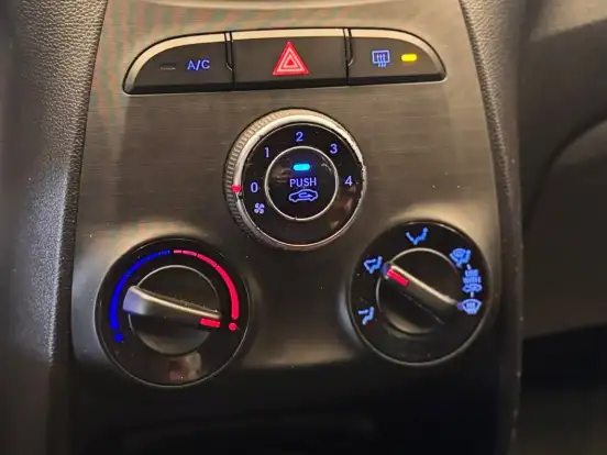 HYUNDAI-HB20-1.0 UNIQUE 12V FLEX 4P MANUAL HYUNDAI-HB20-2018