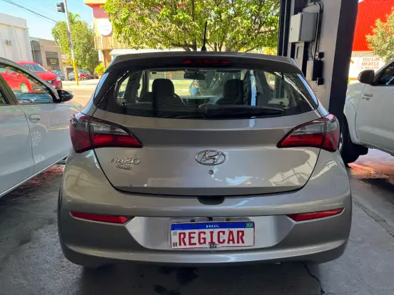 HYUNDAI-HB20-2018