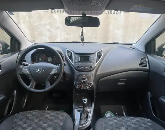 HYUNDAI-HB20-2018
