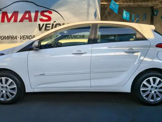 HYUNDAI-HB20-1.6 COMFORT PLUS 16V FLEX 4P AUTOMÁTICO HYUNDAI-HB20-2016