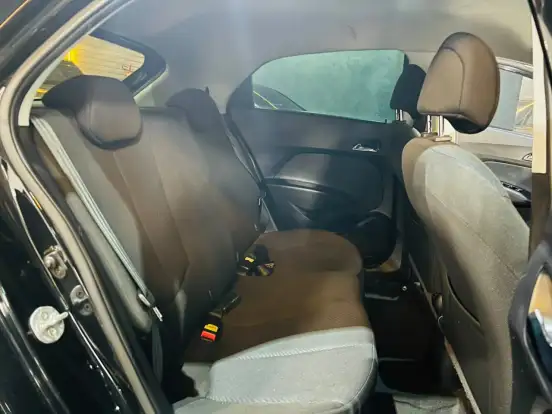 HYUNDAI-HB20-2015