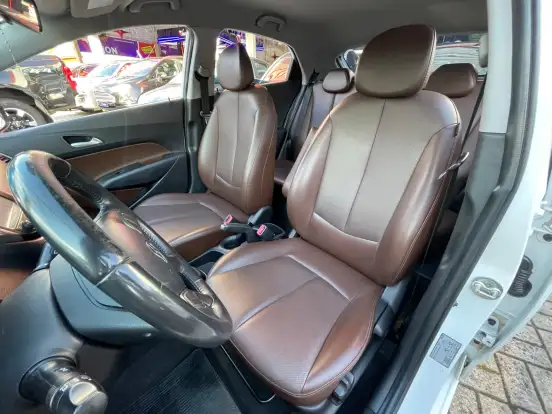 HYUNDAI-HB20-1.6 PREMIUM 16V FLEX 4P AUTOMÁTICO HYUNDAI-HB20-2019