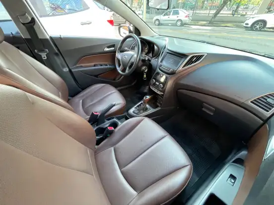 HYUNDAI-HB20-1.6 PREMIUM 16V FLEX 4P AUTOMÁTICO HYUNDAI-HB20-2019