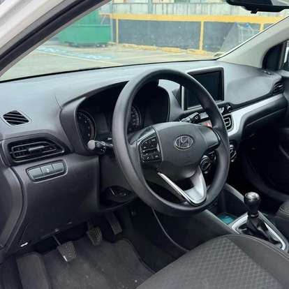 HYUNDAI-HB20-2022