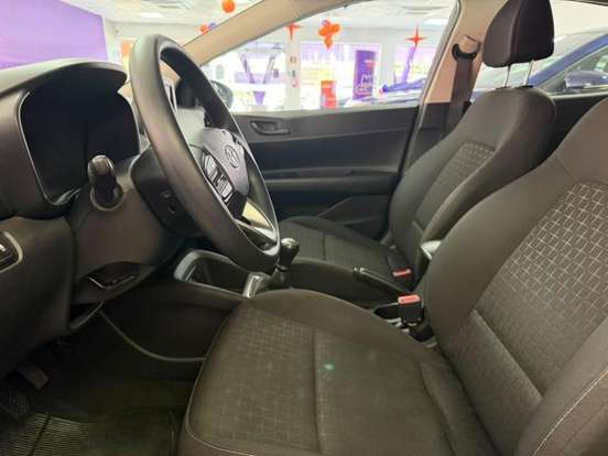 HYUNDAI-HB20-2025