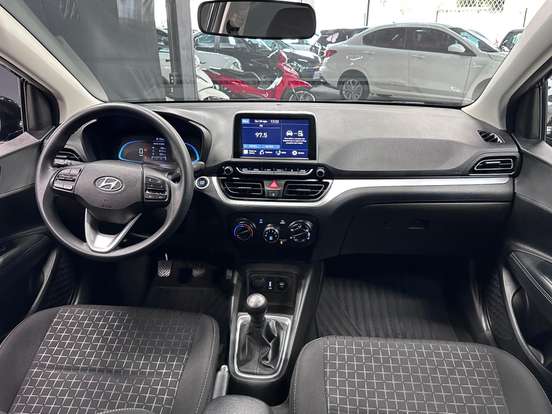 HYUNDAI-HB20-2024