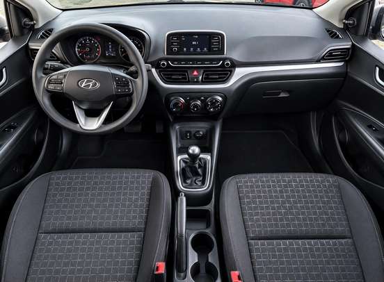 HYUNDAI-HB20-2022