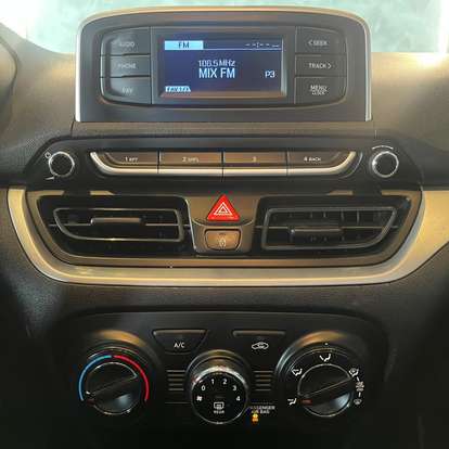 HYUNDAI-HB20-2023