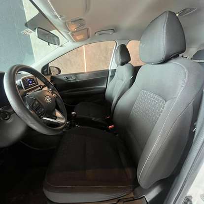 HYUNDAI-HB20-2023