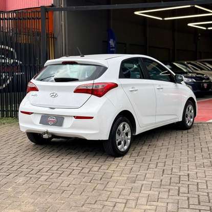 HYUNDAI-HB20-2017