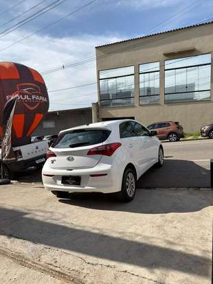 HYUNDAI-HB20-2017