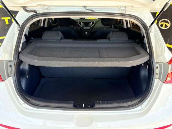 HYUNDAI-HB20-2016