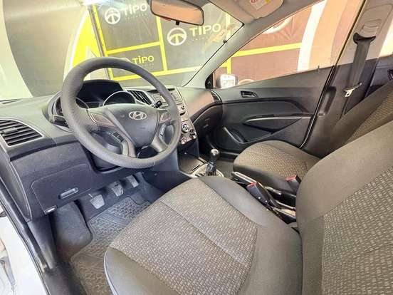 HYUNDAI-HB20-1.0 COMFORT 12V FLEX 4P MANUAL HYUNDAI-HB20-2016