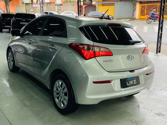 HYUNDAI-HB20-1.0 COMFORT PLUS 12V FLEX 4P MANUAL HYUNDAI-HB20-2016
