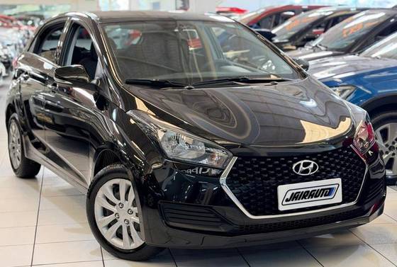 HYUNDAI HB20 1.0 COMFORT PLUS 12V FLEX 4P MANUAL